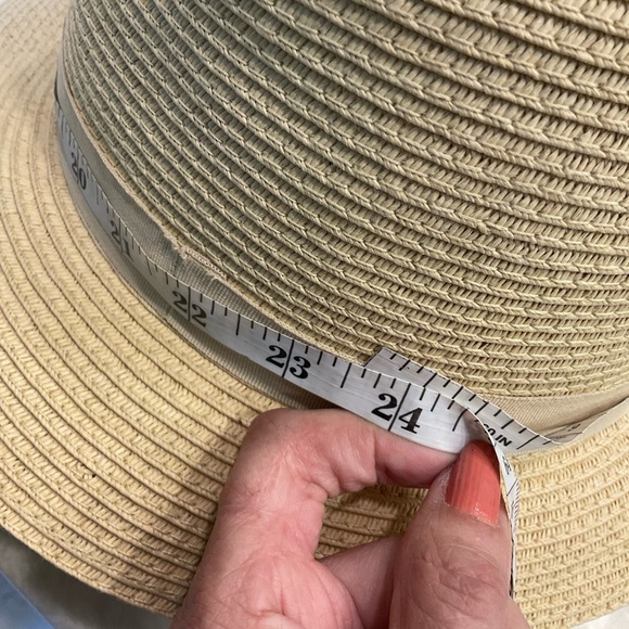 Straw Hat, Women’s, Neutral Natural Color, Size is 23.5 inches around - Picture 5 of 8